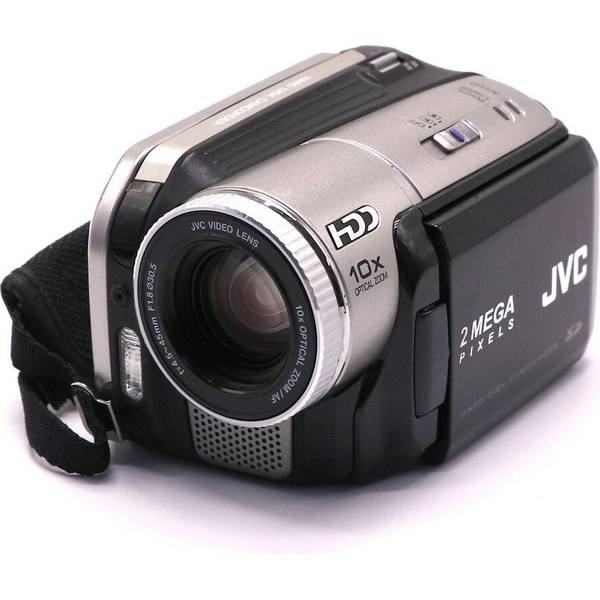 JVC GZ-RX615 — защищённый любительский камкордер