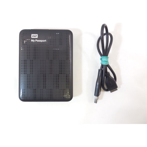 WD My Passport 2TB — портативный 2.5"